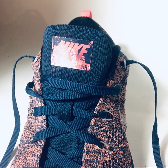 Nike Flyknit Lunar1+ Squadron Blue Atomic Pink Womens USA Size 7.5 UK 5 EUR 38.5 - Picture 7 of 11